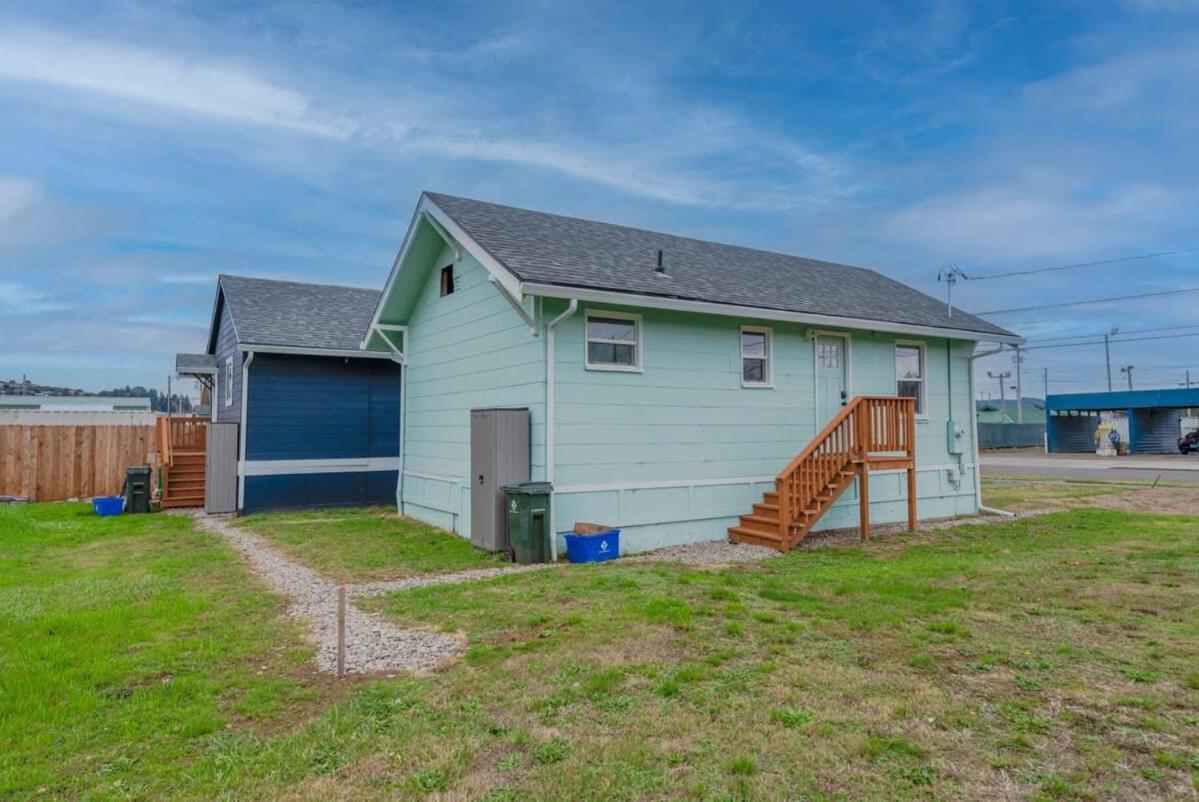 #Stayinmydistrict Coos Bay Cypress Cottage Экстерьер фото